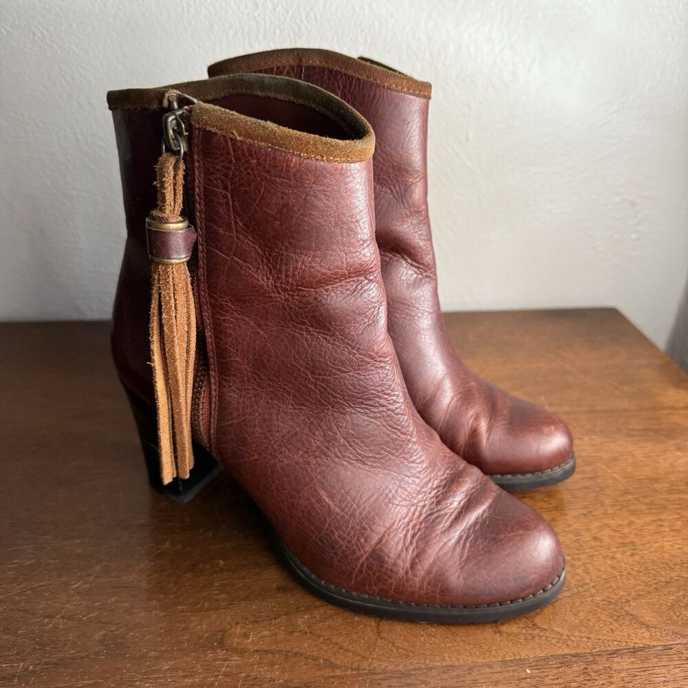 Lauren Ralph Carah Brown Leather Ankle Boots Zip Tassels Womens Sz 6.5 B